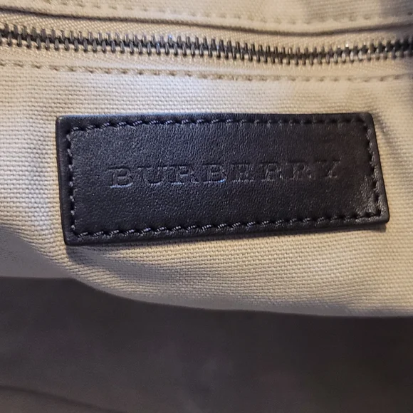 🥰⚘️BEAUTIFUL STUDDED BURBERRY NIKKI NOVA CHECK TOTE⚘️🥰 - Picture 8 of 8